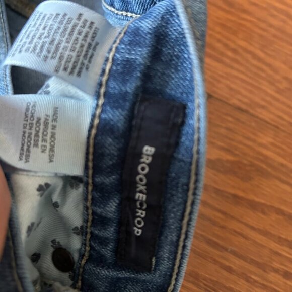 Lucky Brand Brook Crop Ankle Jeans  Ripped Knee Size 2 Size 26 Straight Leg - Picture 6 of 8